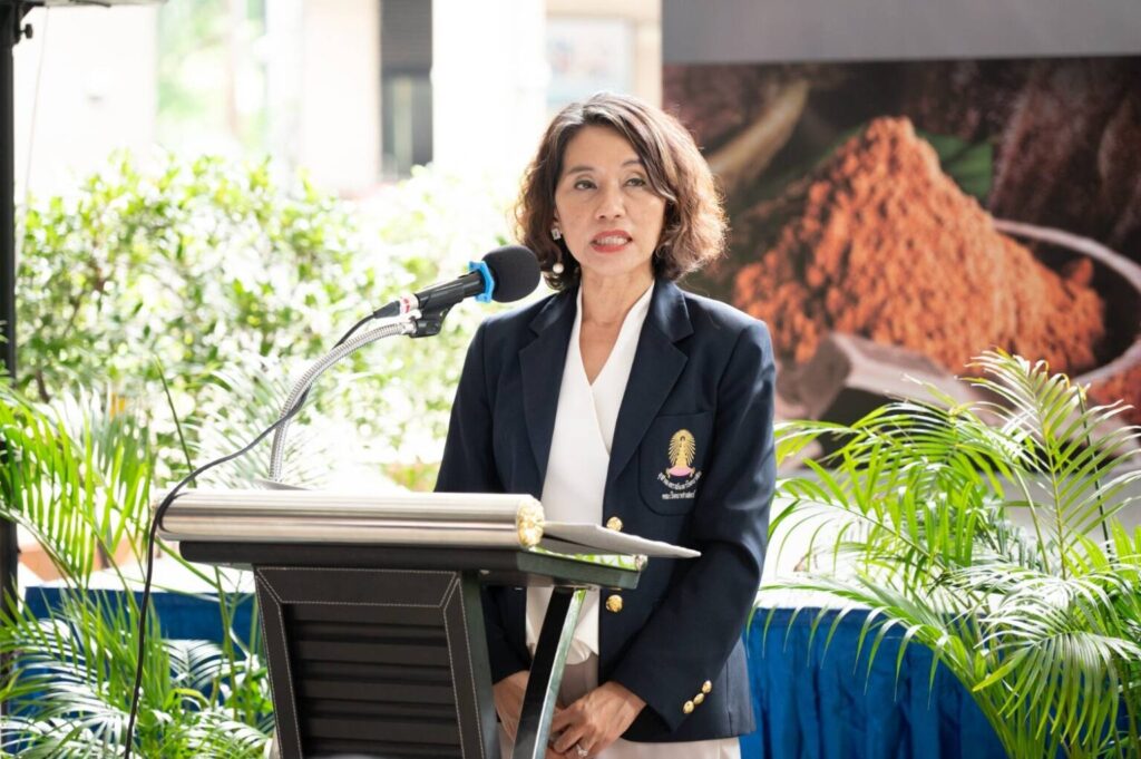 Prof. Dr. Voravee Hoven Acting Deputy Dean for Research Affairs and Head of the Department of Chemistry Faculty of Science, Chulalongkorn University