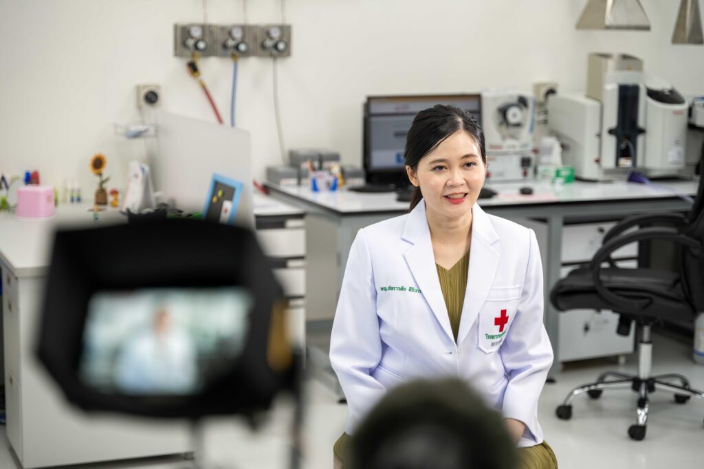 Lecturer Dr. Patthrarawalai Sirinara, MD, MPH, PhD Department of Preventive and Social Medicine, Faculty of Medicine, Chulalongkorn University