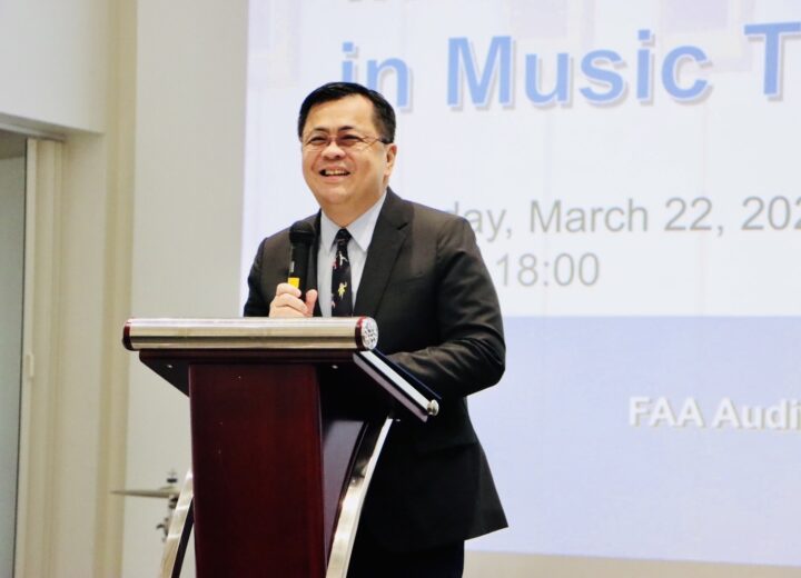 Professor Dr. Wilert Puriwat President, Chulalongkorn University 